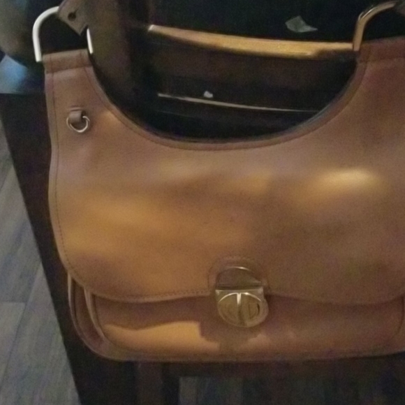 Tory Burch Handbag "Flash Sale" - Picture 5 of 9